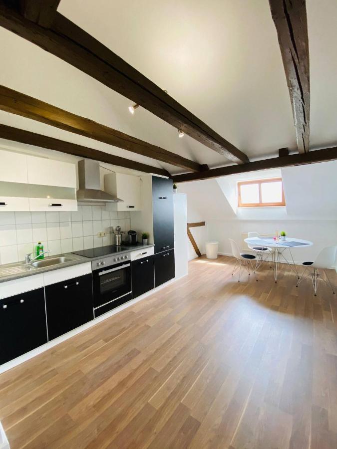 Yourfavoritebed Designapartment Im Zentrum 10 Цвікау Екстер'єр фото