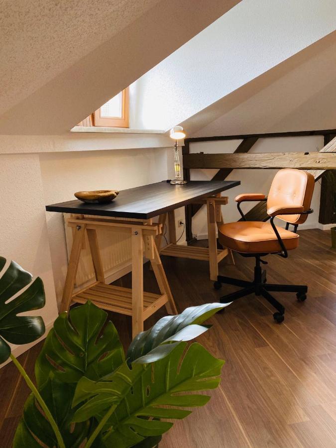 Yourfavoritebed Designapartment Im Zentrum 10 Цвікау Екстер'єр фото