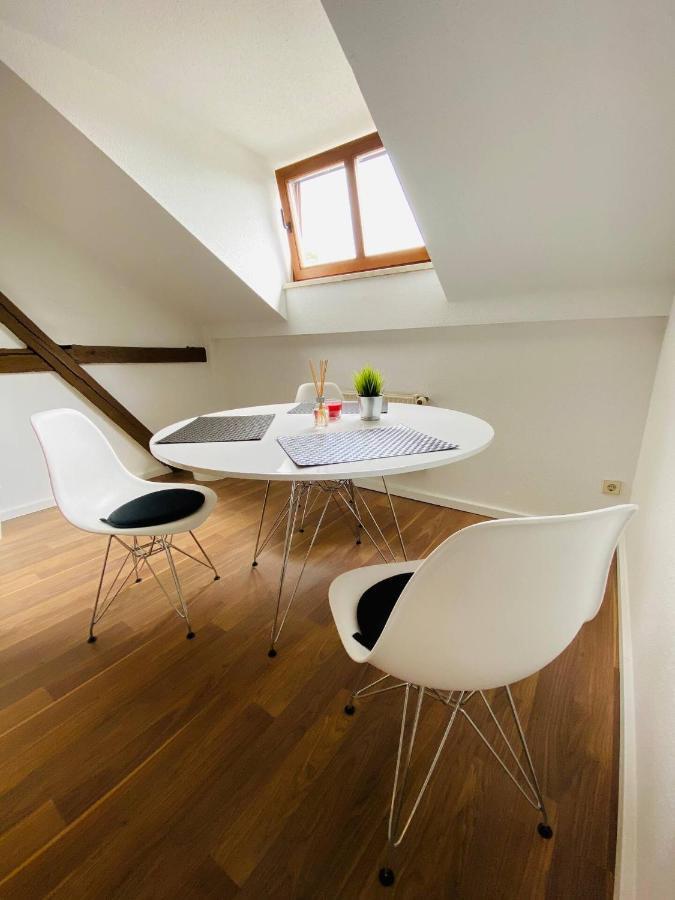 Yourfavoritebed Designapartment Im Zentrum 10 Цвікау Екстер'єр фото