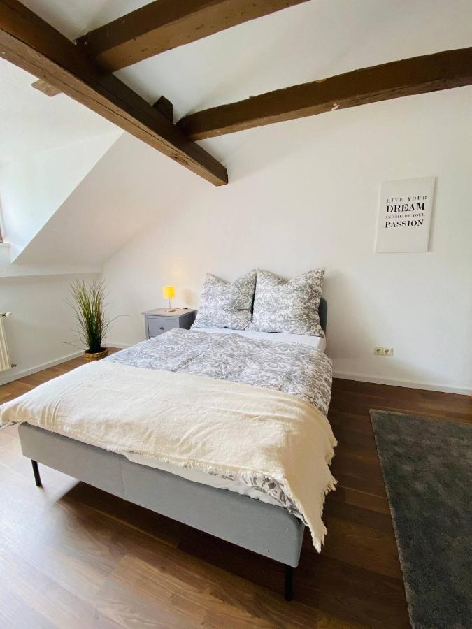 Yourfavoritebed Designapartment Im Zentrum 10 Цвікау Екстер'єр фото